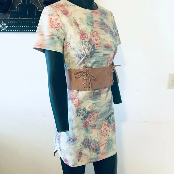 Asos 100% Leather Multicolor Floral Crew Neck Short Sleeves Mini Dress Size 8 - Picture 3 of 10